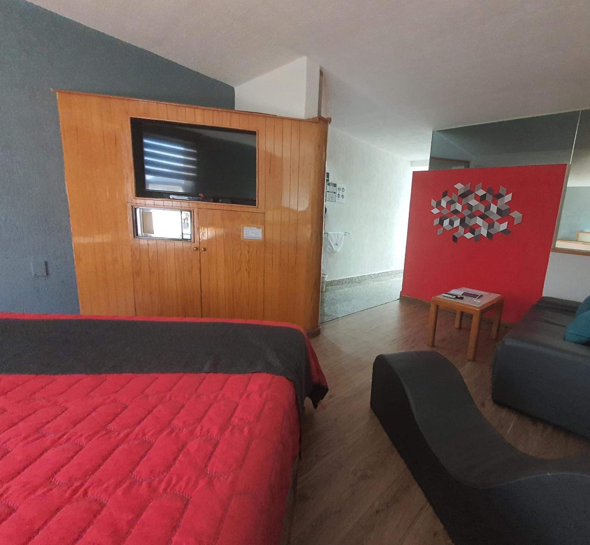 Hotel Alcampo Miranda Eksteriør billede
