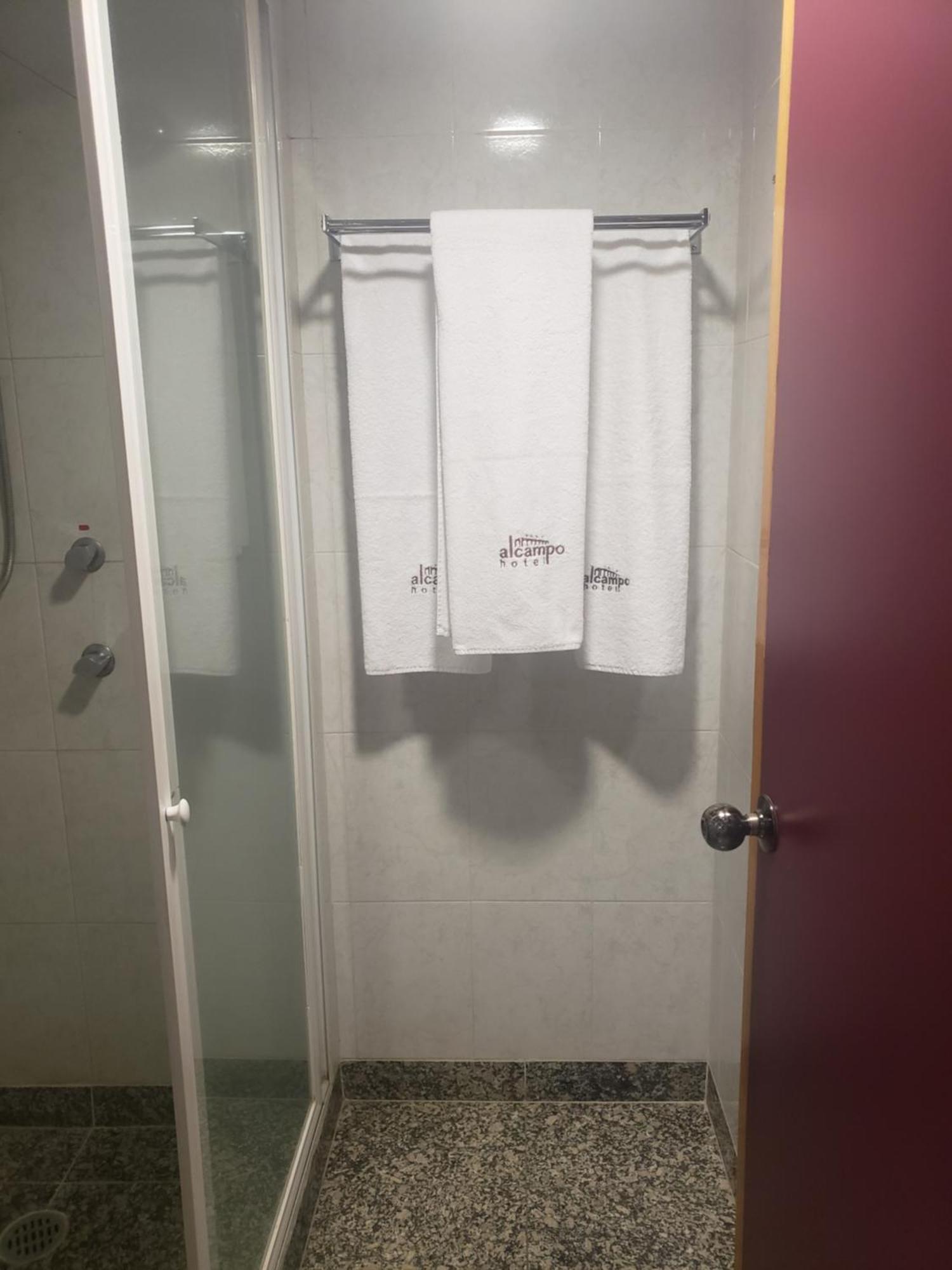 Hotel Alcampo Miranda Værelse billede